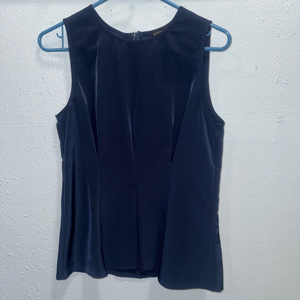 Banana Republic Womens Navy Blue Sleeveless Peplum Blouse Top Size 4 Zipper Back